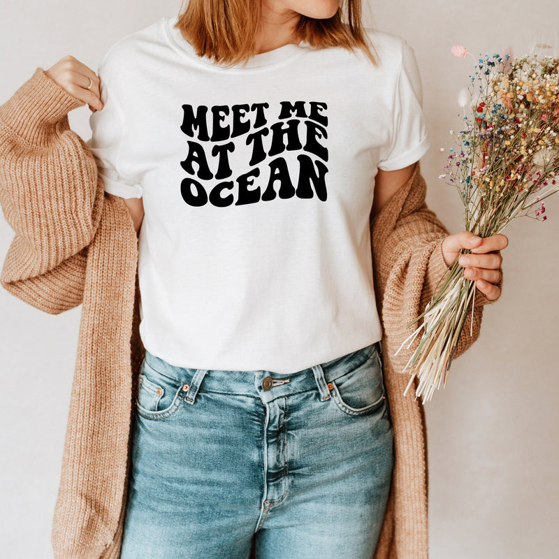 Meet Me At The Ocean Retro T-Shirt in White