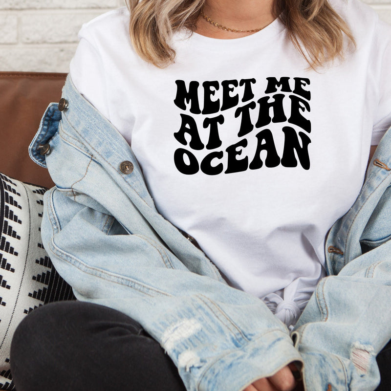 Meet Me At The Ocean Retro T-Shirt in White